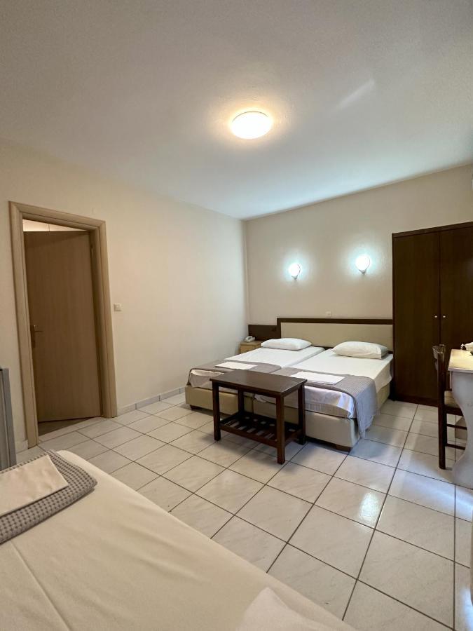 Hotel Afrodite Néoi Póroi Eksteriør billede
