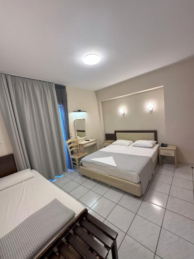 Hotel Afrodite Néoi Póroi Eksteriør billede
