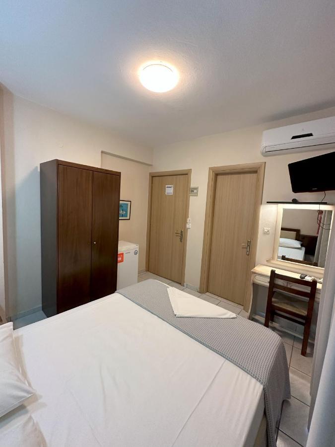 Hotel Afrodite Néoi Póroi Eksteriør billede