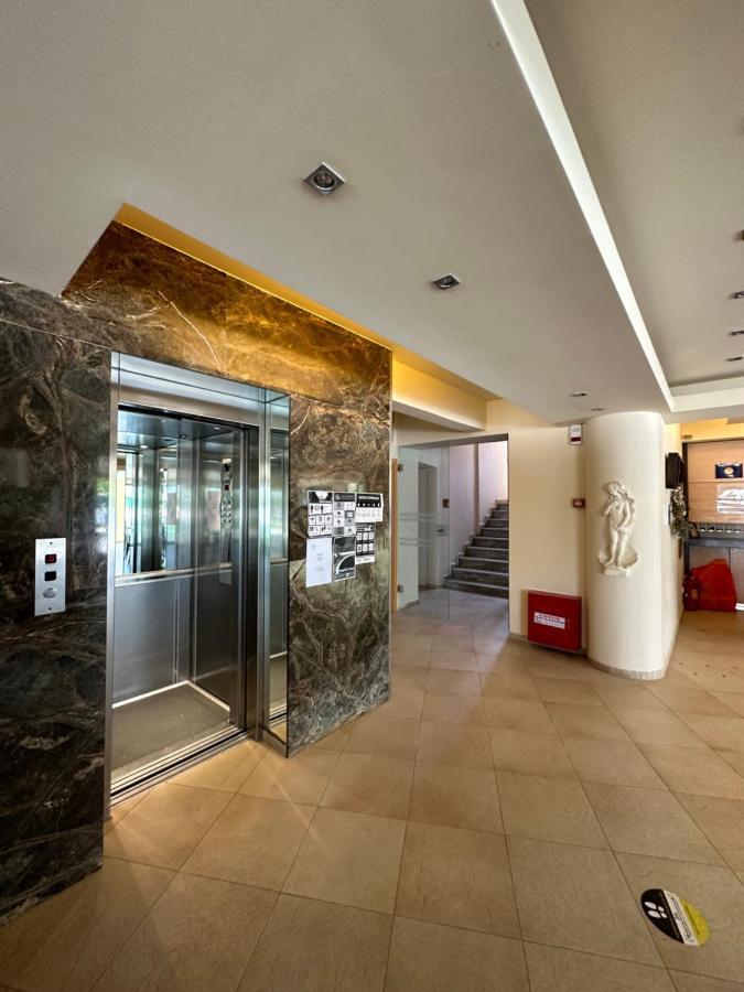 Hotel Afrodite Néoi Póroi Eksteriør billede